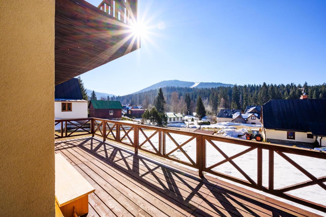 Penzion Petra, Harrachov Aparthotel ภายนอก รูปภาพ